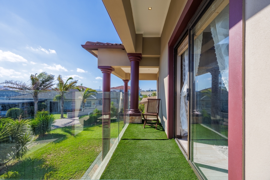 4 Bedroom Property for Sale in Rouxville Western Cape